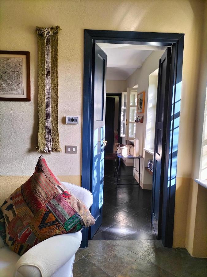 Sotto La Luna Bruna B&B Cocconato Luaran gambar
