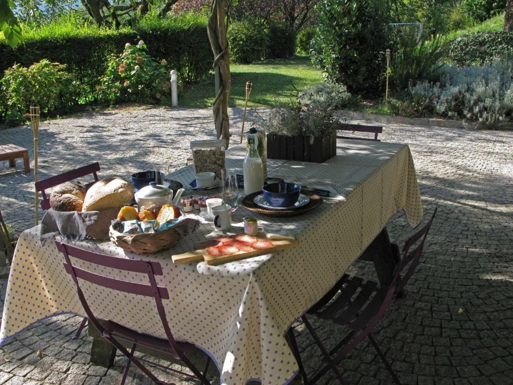 Sotto La Luna Bruna B&B Cocconato Luaran gambar