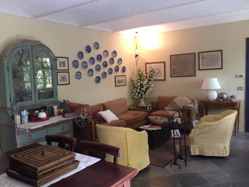 Sotto La Luna Bruna B&B Cocconato Luaran gambar