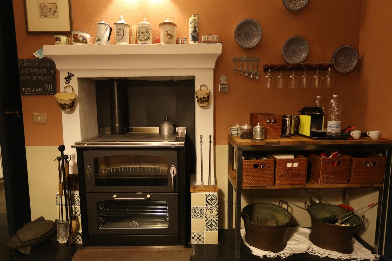 Sotto La Luna Bruna B&B Cocconato Luaran gambar