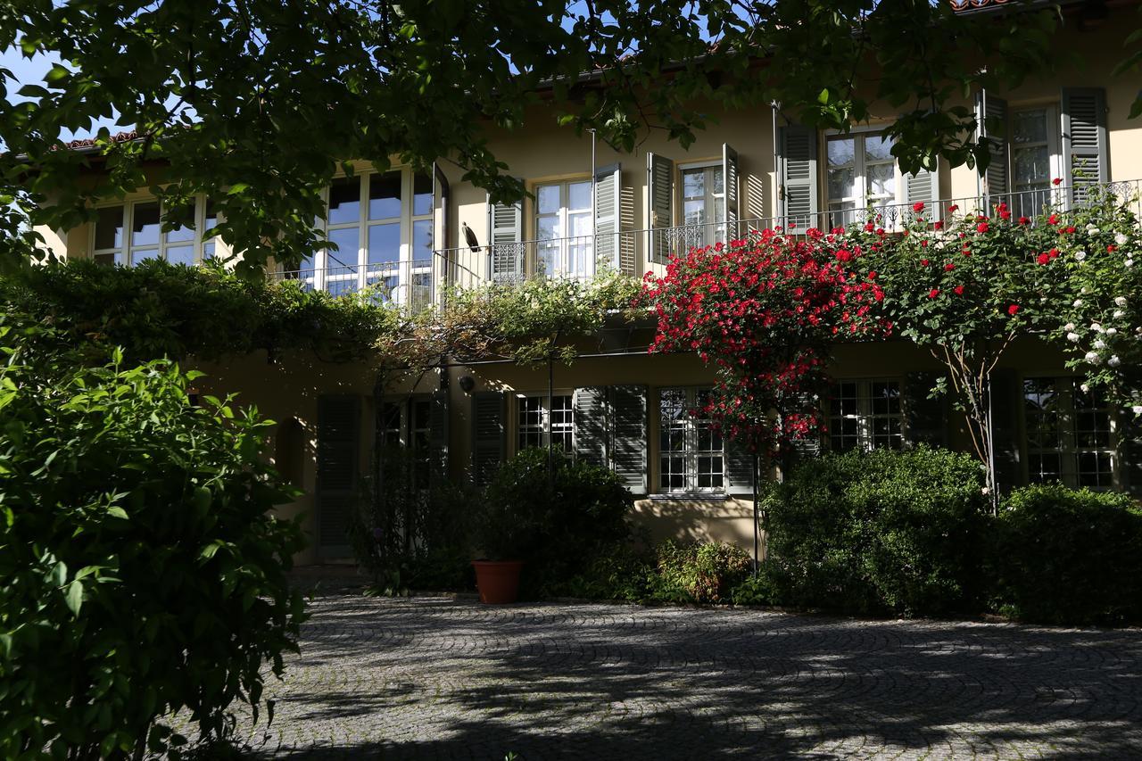 Sotto La Luna Bruna B&B Cocconato Luaran gambar