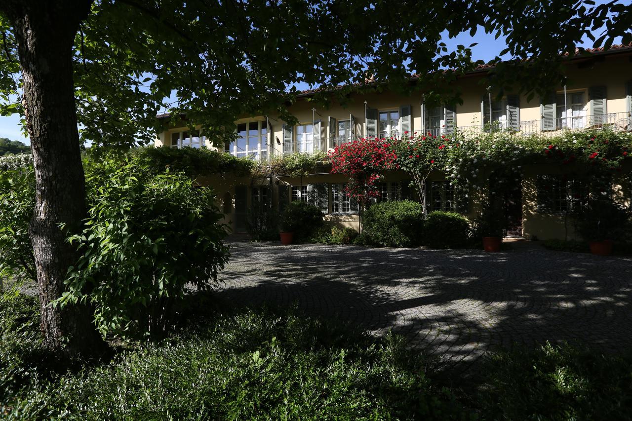 Sotto La Luna Bruna B&B Cocconato Luaran gambar