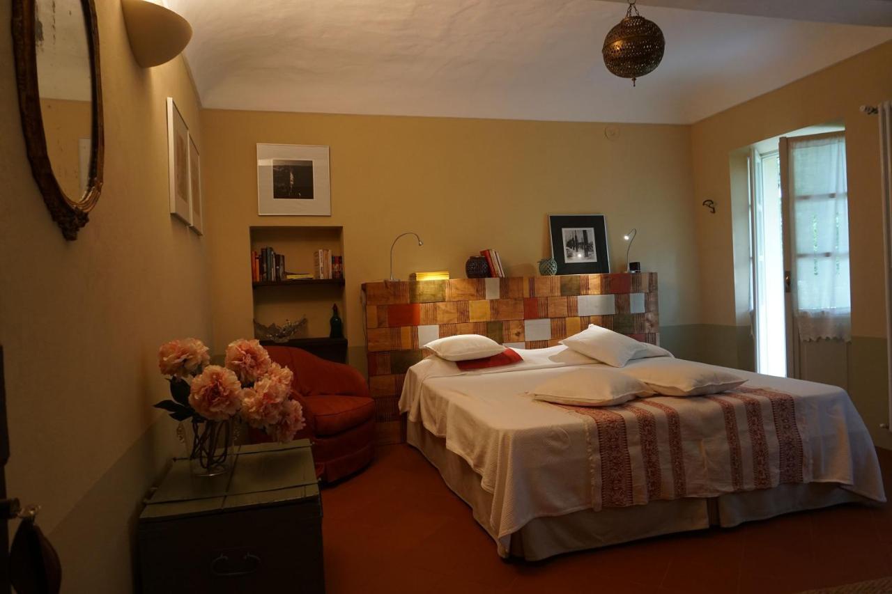 Sotto La Luna Bruna B&B Cocconato Luaran gambar